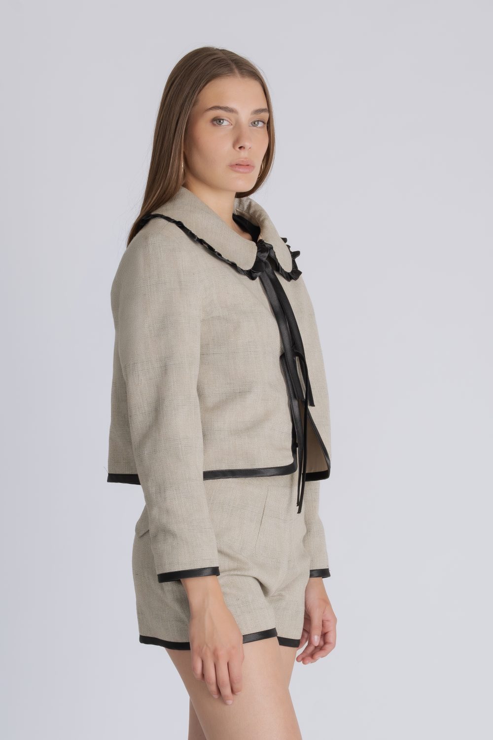 Round collar blazer matcha green